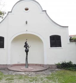 Lamberg-kastély Kulturális Központ, Könyvtár és Muzeális Kiállítóhely