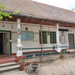 Lámpamúzeum Zsámbék - Külső kép