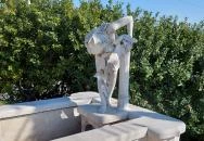 Lány ivókúttal Zsámbék