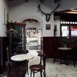 László Cukrászda Budapest - Belső