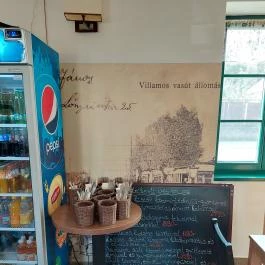 Leckerli Ínyenc Állomás Törökbálint - Belső