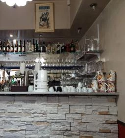 Léda Étterem & Pizzéria