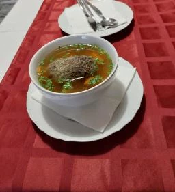 Léda Étterem & Pizzéria