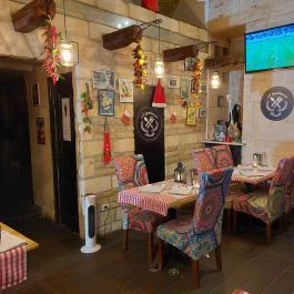 A Legvidámabb Barakk, Budapest - Belső