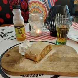 A Legvidámabb Barakk, Budapest - Étel/ital