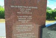 Lelőtt brit katonai gép emlékműve Mezőcsokonya