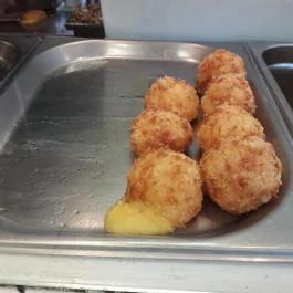 Leonidas Gyros, Budapest - Étel/ital