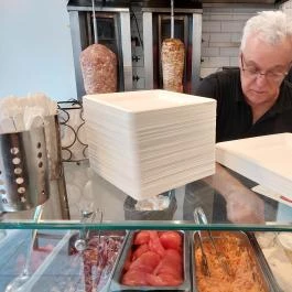 Leonidas Gyros - Mester utca Budapest - Belső