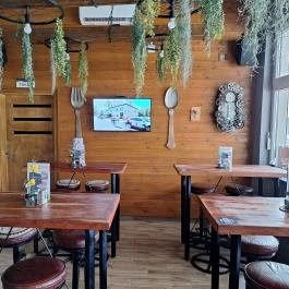 Lépcső Bisztró, Kisköre - Belső