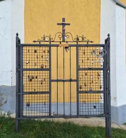 Lesenceistvándi Szűz Mária kápolna