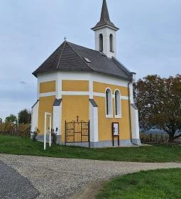 246. legjobb látnivaló: Lesenceistvándi Szűz Mária kápolna