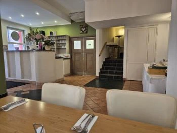 Lily's Kitchen Budapest