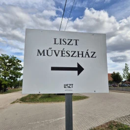 Liszt Művészház, Kápolnásnyék - Külső kép