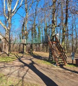 308. legjobb látnivaló: Lombkorona-sétány és erdei pihenőpark