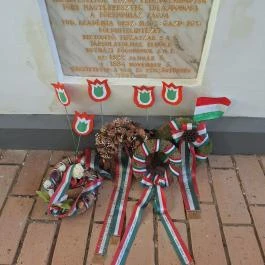 A Lónyay család kriptája Lónya - Egyéb