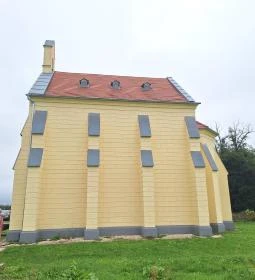 A Lónyay család kriptája