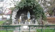 Lourdes-i barlang Jászalsószentgyörgy - Külső kép