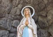 Lourdes-i barlang Jászapáti