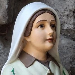 Lourdes-i barlang Jászapáti - Egyéb