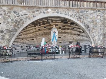 Lourdes-i barlang Mátraverebély