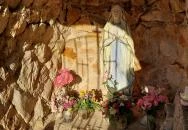 Lourdes-i barlang Vácrátót