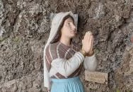 Lourdes-i barlang Jászberény