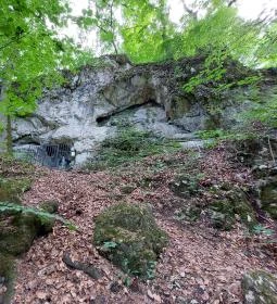 Lourdes-i Mária szobor