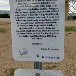 Love by Milov - Szeretet szobor Vál - Egyéb