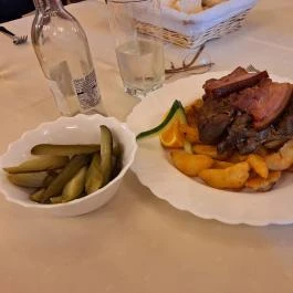 Luby-kastély Étterme Nagyar - Étel/ital