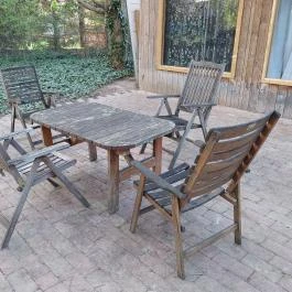 Luca Háza Panzió, Feketeerd? - Egyéb