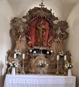 Lucsonyi Szent Anna-kápolna