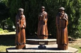Luther Márton, Kálvin János és Dévai Bíró Mátyás szoborcsoport Balatonkenese
