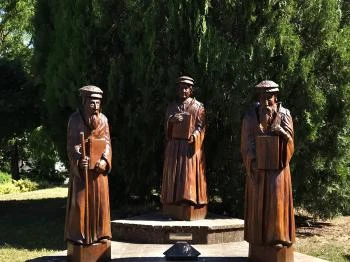 Luther Márton, Kálvin János és Dévai Bíró Mátyás szoborcsoport Balatonkenese