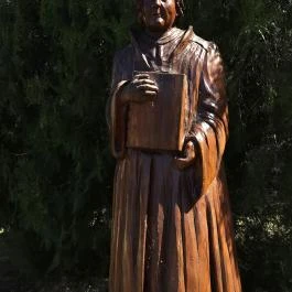 Luther Márton, Kálvin János és Dévai Bíró Mátyás szoborcsoport Balatonkenese - Külső kép