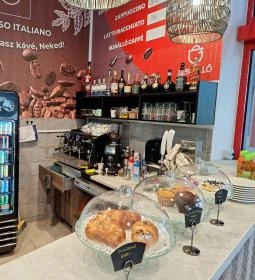 M3gálló Restaurant