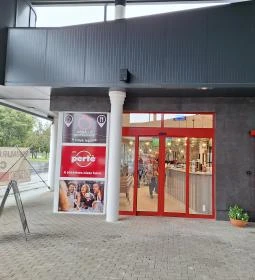 M3gálló Restaurant