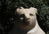 Mackó szobor Budapest