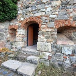 Macskalépcső, Esztergom - Külső kép