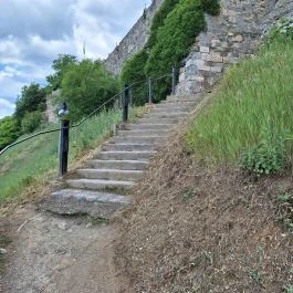 Macskalépcső Esztergom - Külső kép