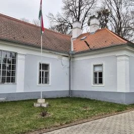 Madách Imre Emlékmúzeum Csesztve - Külső kép
