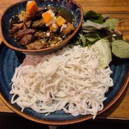 Madame Pho, Budapest - Étel/ital