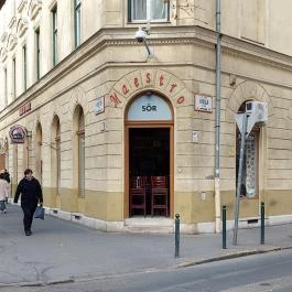 Maestro Café & Pub Budapest - Külső kép