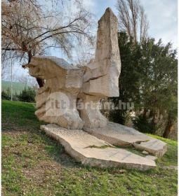 Magyar Ifjúság Szabadságfrontja-emlékmű