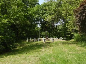 Magyar katonai temető Lovasberény