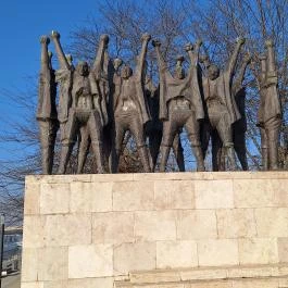 Magyar mártíremlékmű Budapest - Külső kép
