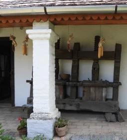 Magyar Mezőgazdasági Múzeum - Cecei Tájház