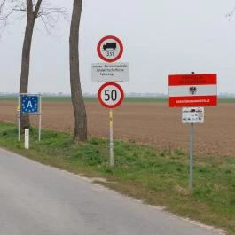 Magyar-osztrák-szlovák hármashatár Rajka - Egyéb