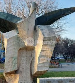 A magyar repülés úttörőinek emlékműve