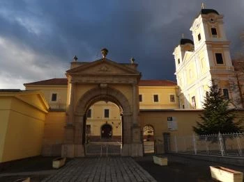 Magyarok Nagyasszonya Bazilika Márianosztra