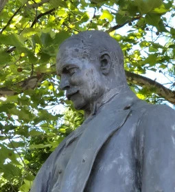 Mahunka Imre szobor